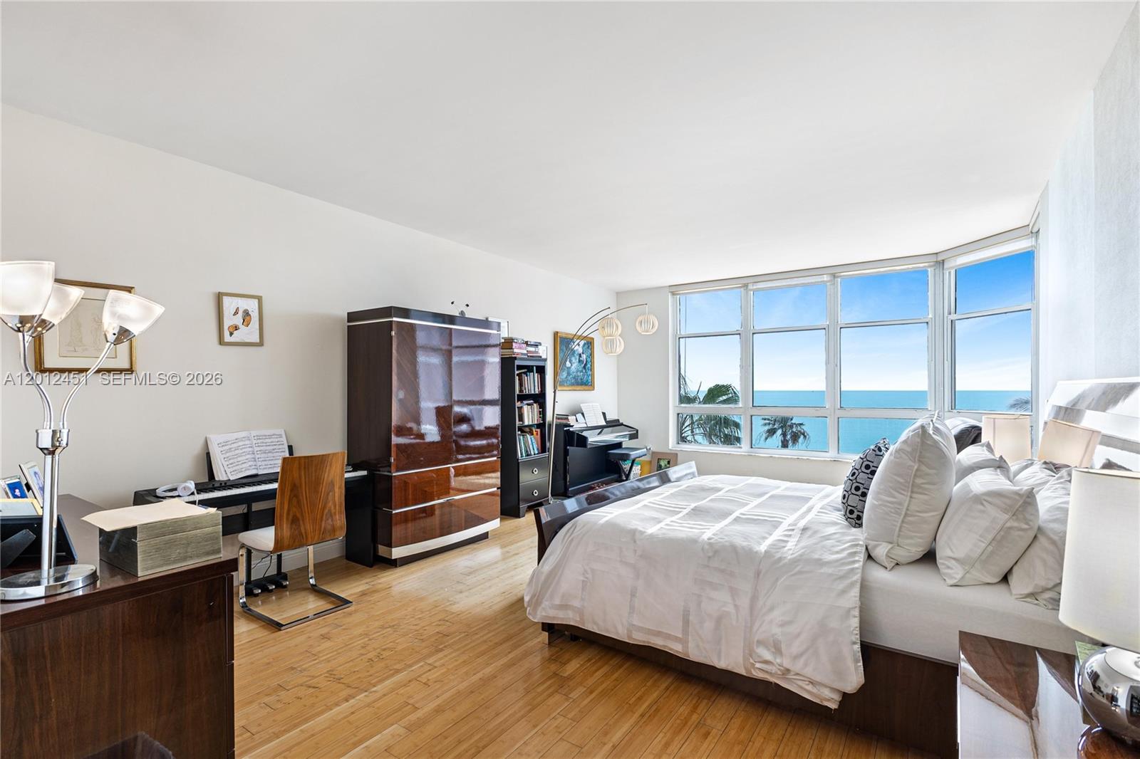 CORNICHE CONDO - Residential