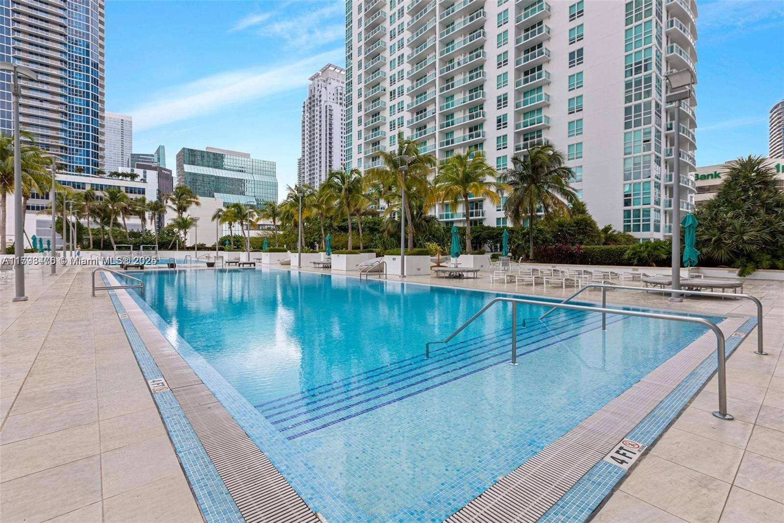 THE PLAZA 851 BRICKELL CO - Residential