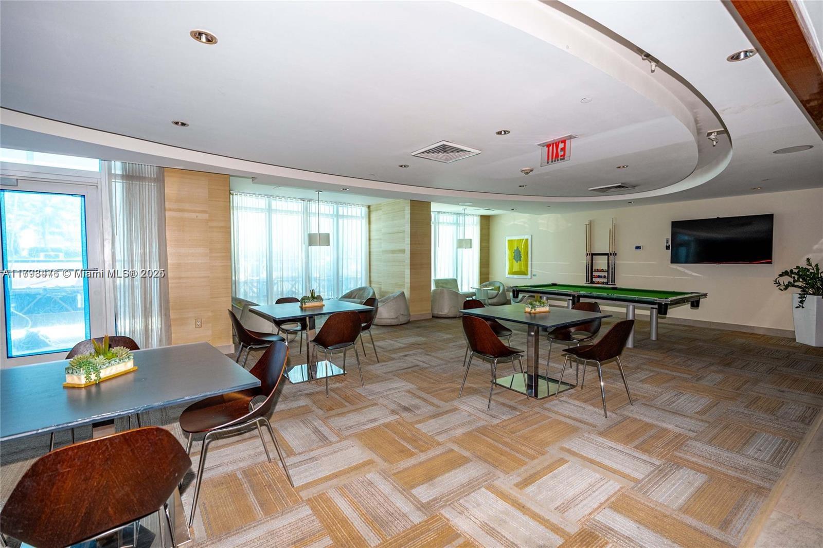 THE PLAZA 851 BRICKELL CO - Residential