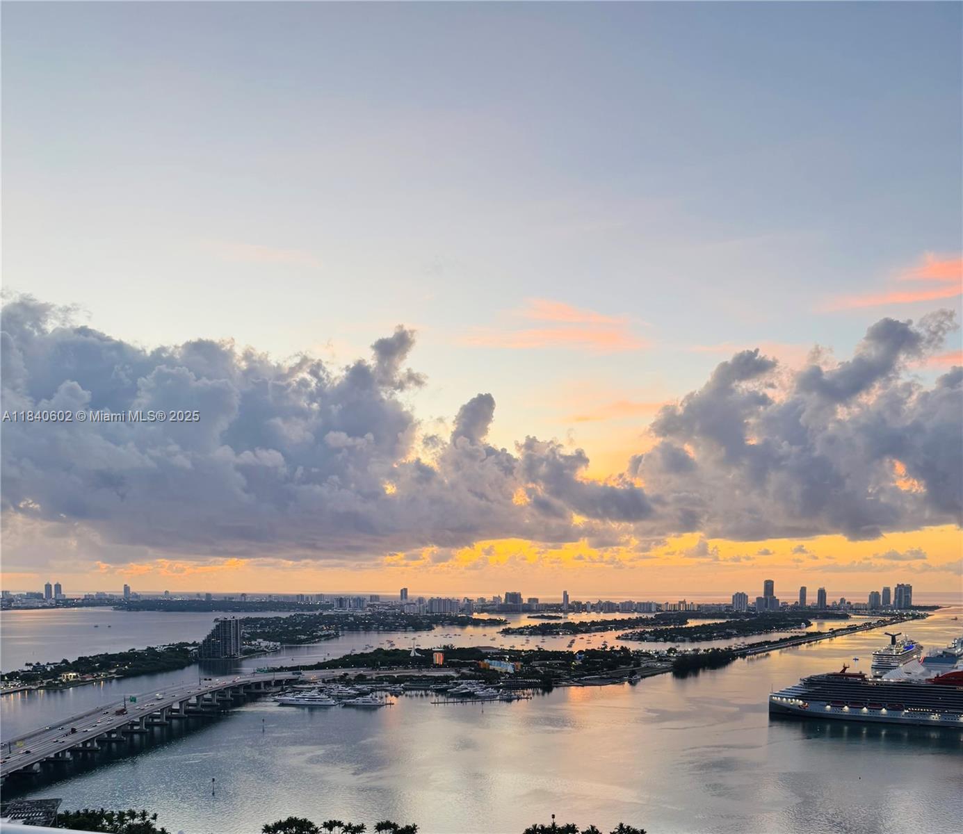 900 Biscayne Blvd 4504