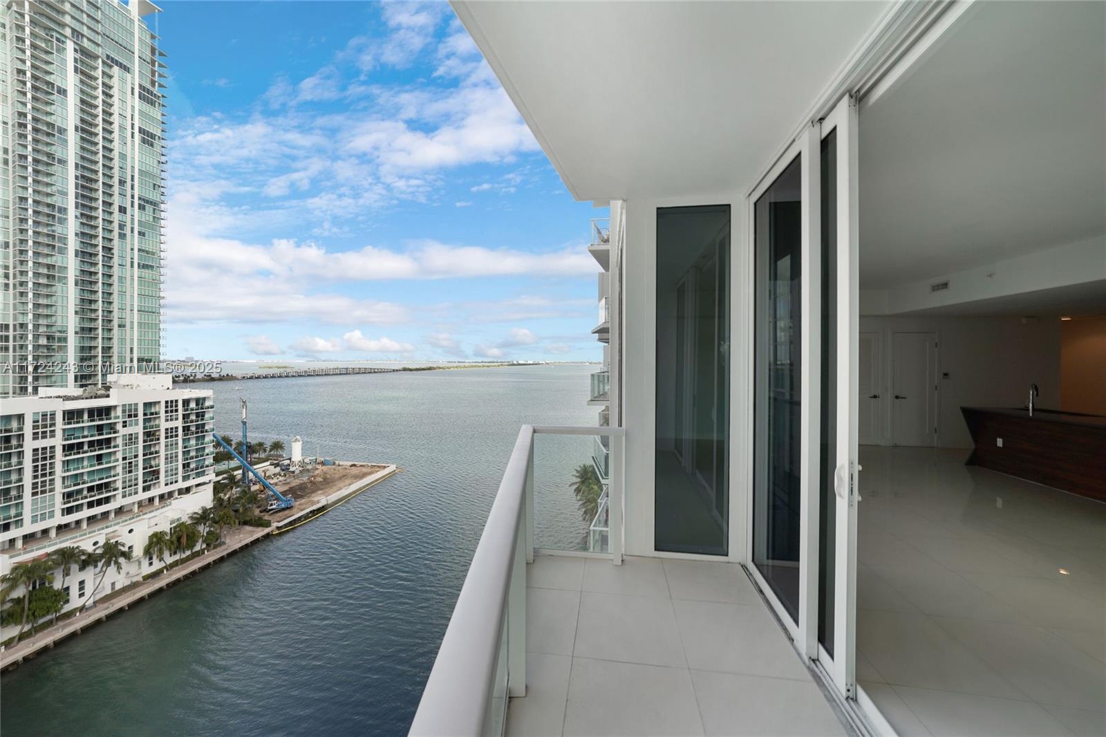 THE CRIMSON CONDO - Residential Lease