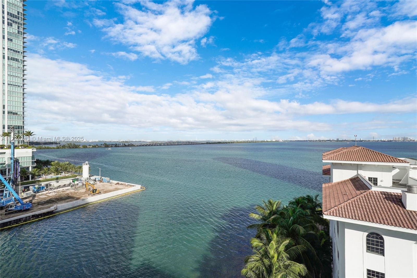 THE CRIMSON CONDO - Residential Lease