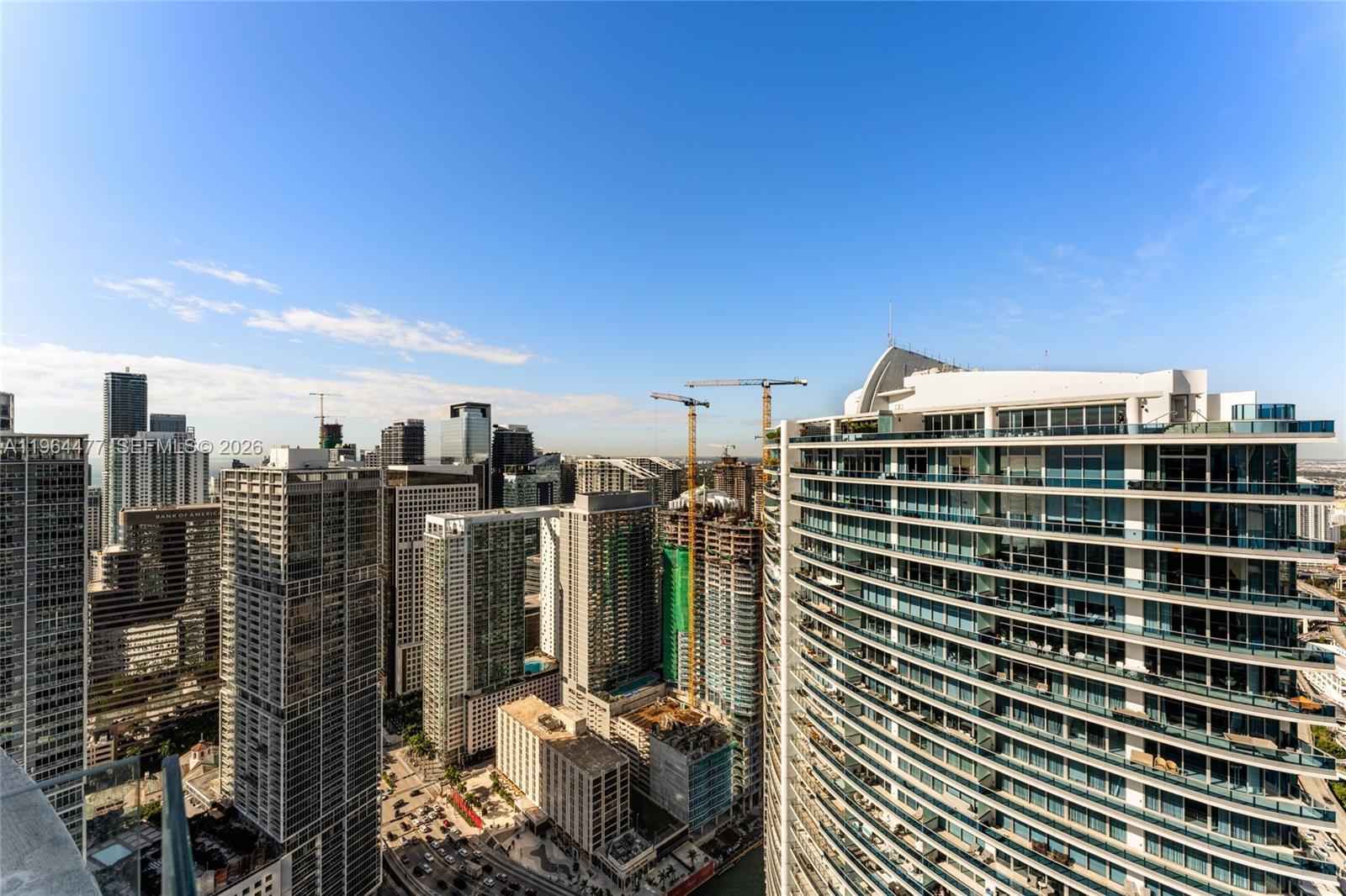 300 BISCAYNE BLVD WAY COND - Residential