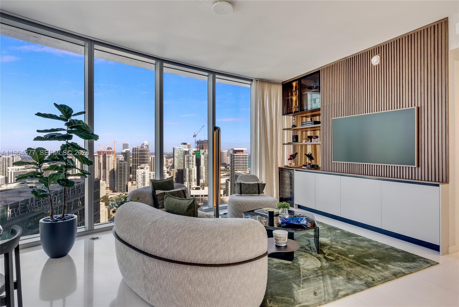 300 BISCAYNE BLVD WAY COND - Residential