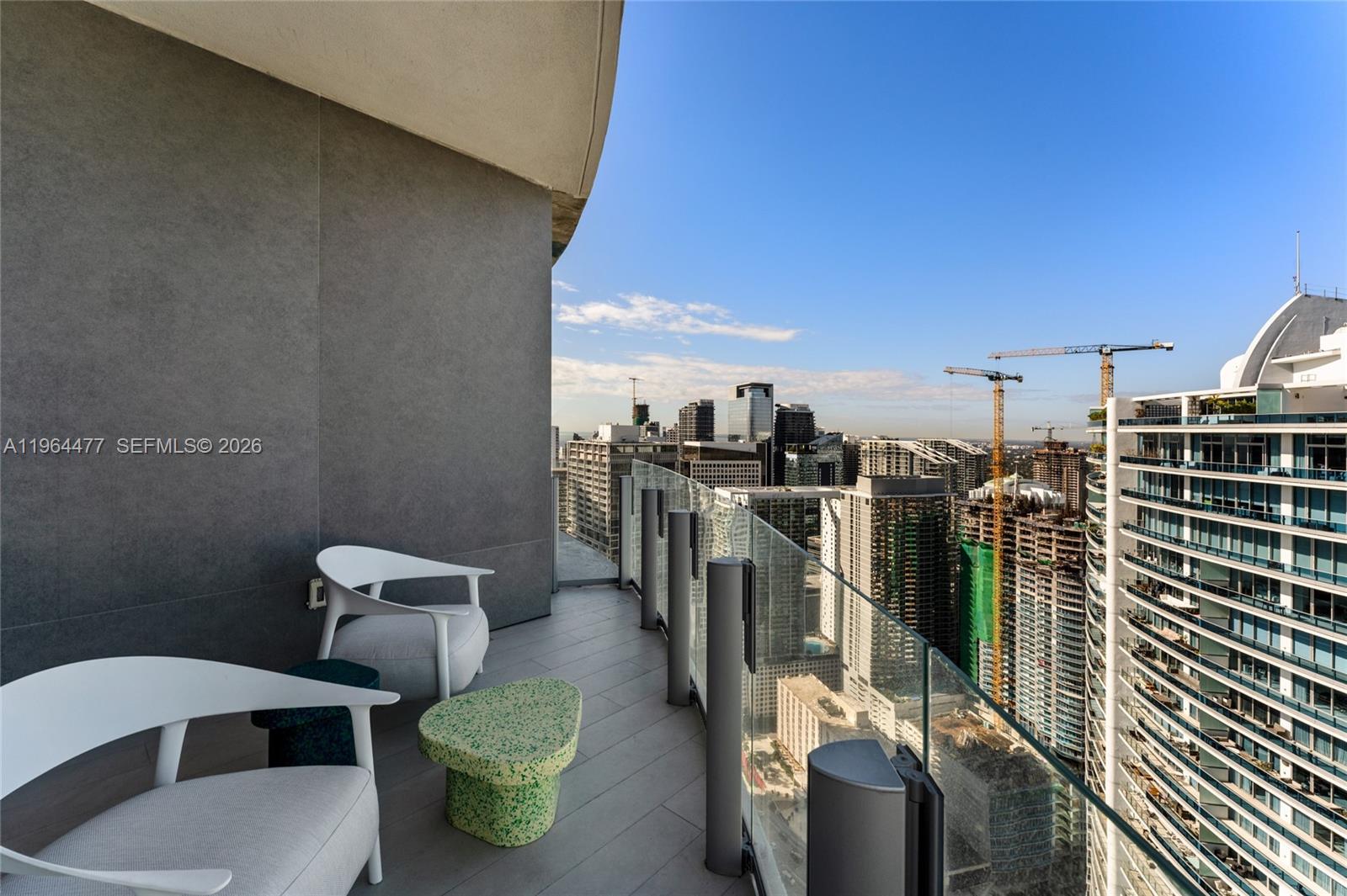 300 BISCAYNE BLVD WAY COND - Residential