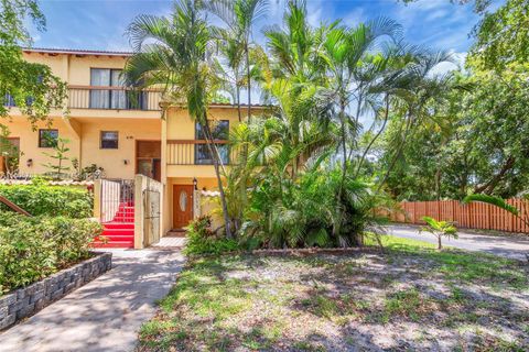 7753 Grande St Sunrise FL 33351
