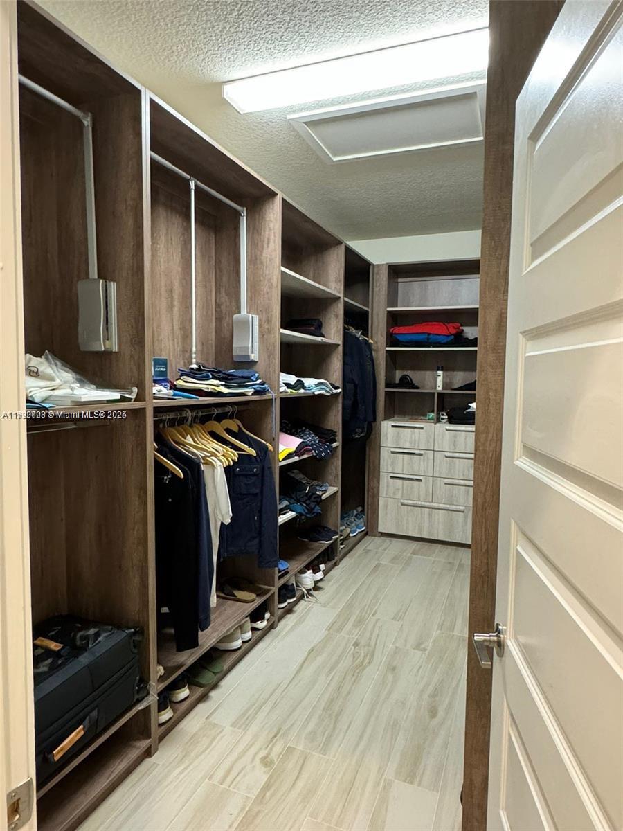 GRAND BAY SOUTH ESTATES - Residential Lease