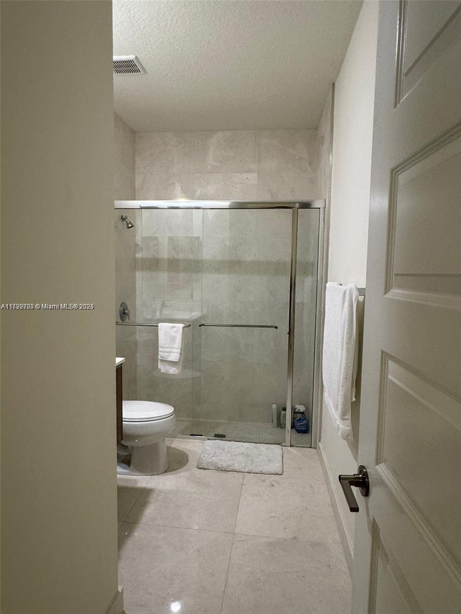 GRAND BAY SOUTH ESTATES - Residential Lease