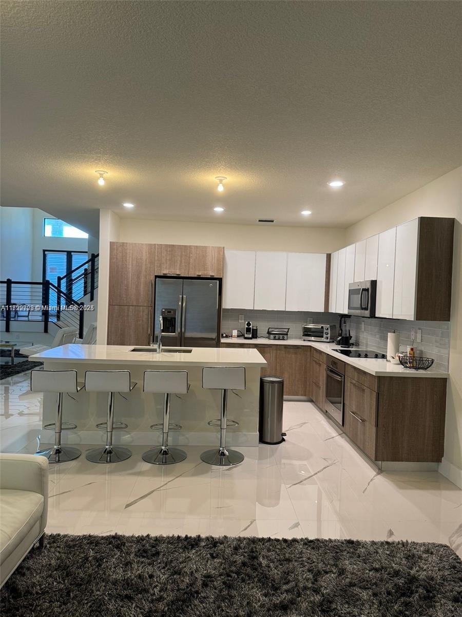 GRAND BAY SOUTH ESTATES - Residential Lease