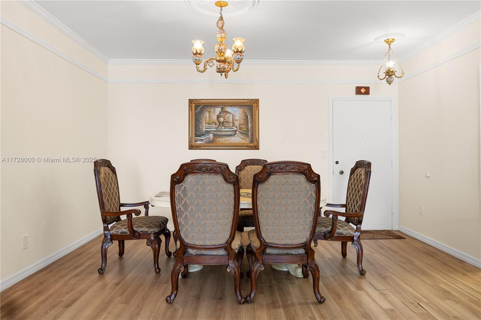 CAMBRIDGE TOWERS CONDO - Residential