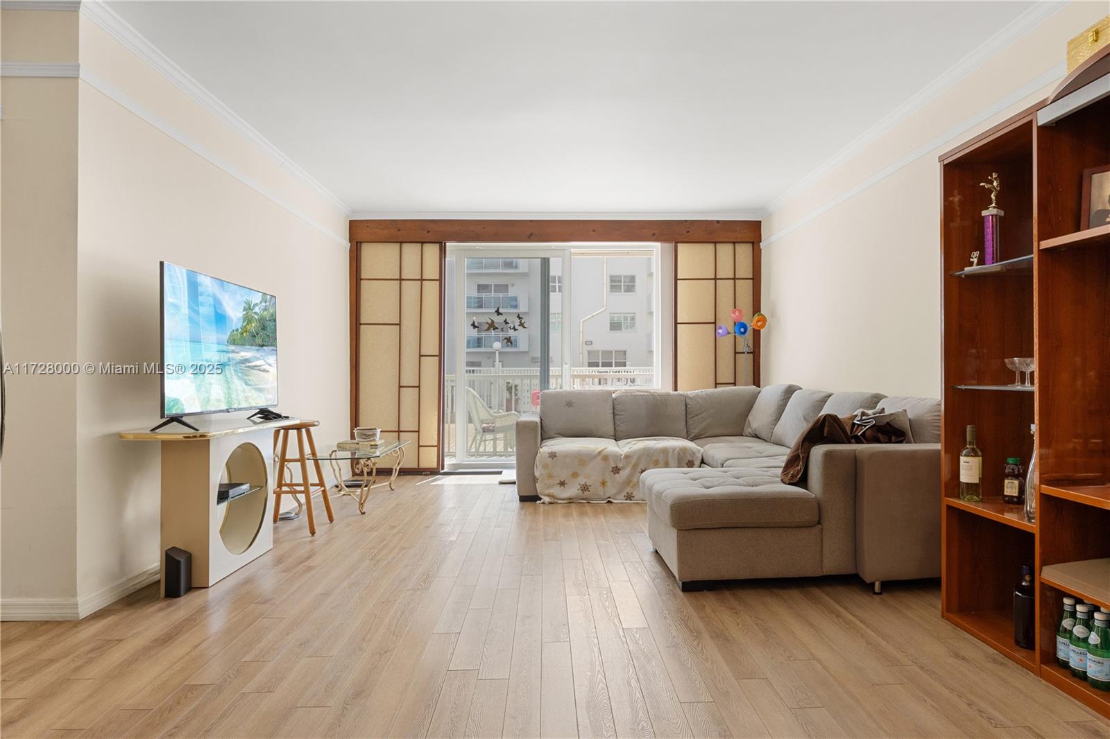 CAMBRIDGE TOWERS CONDO - Residential