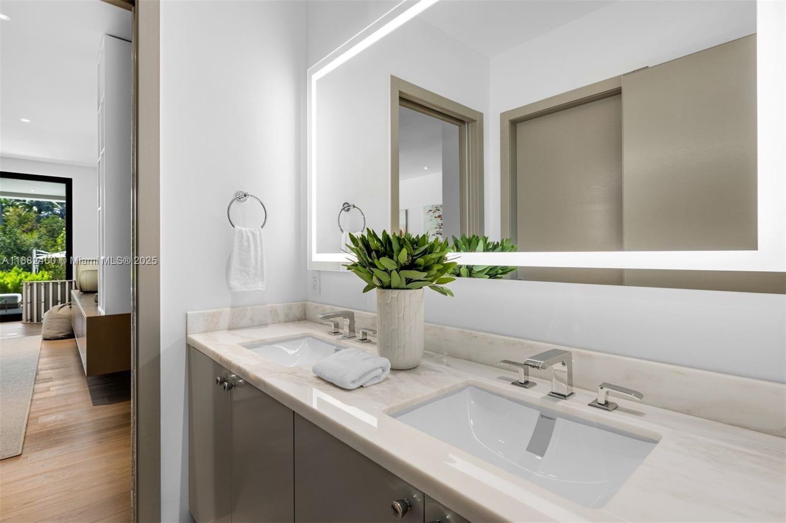 OLD CUTLER BAY SEC 2 - Residential
