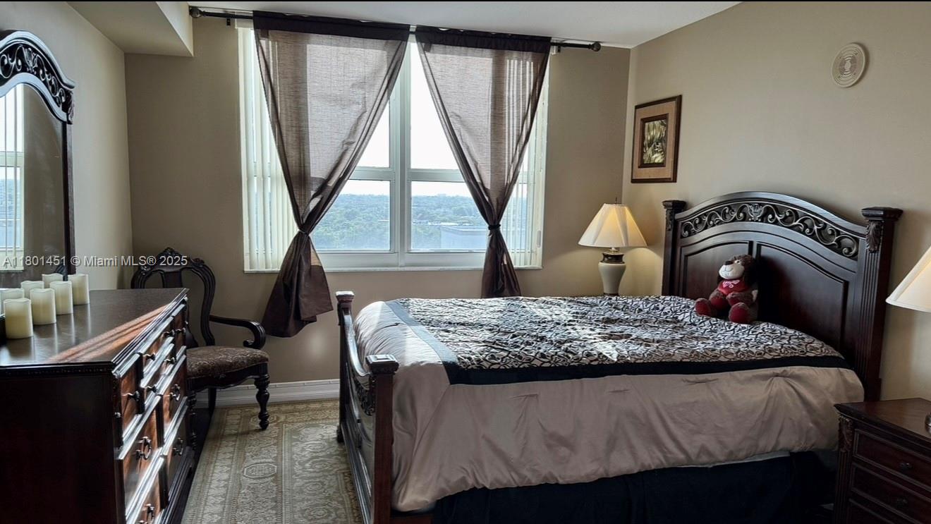 DA VINCI ON DOUGLAS CONDO - Residential