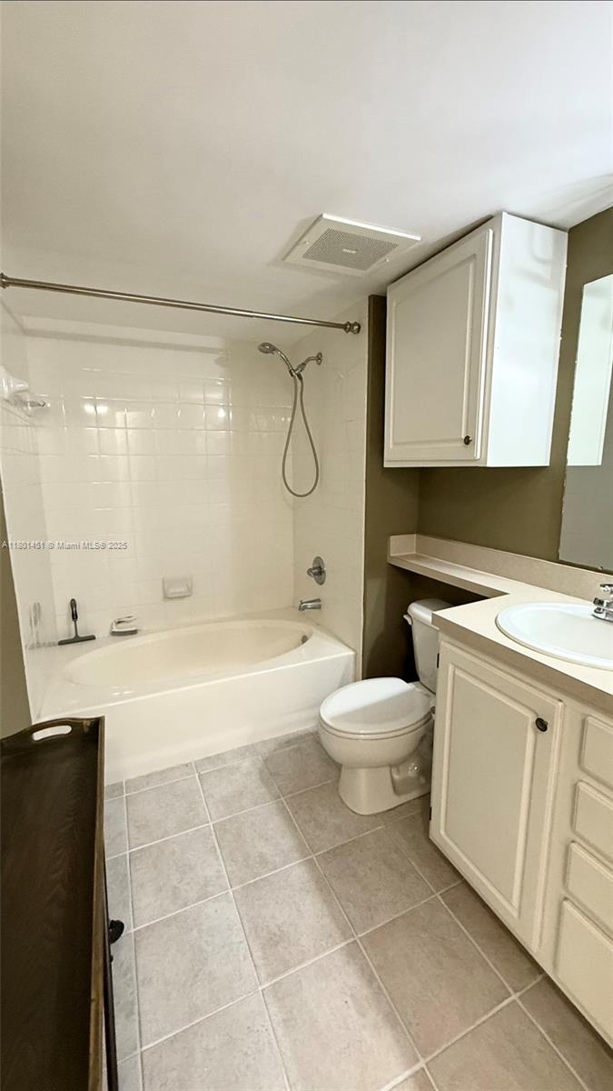 DA VINCI ON DOUGLAS CONDO - Residential