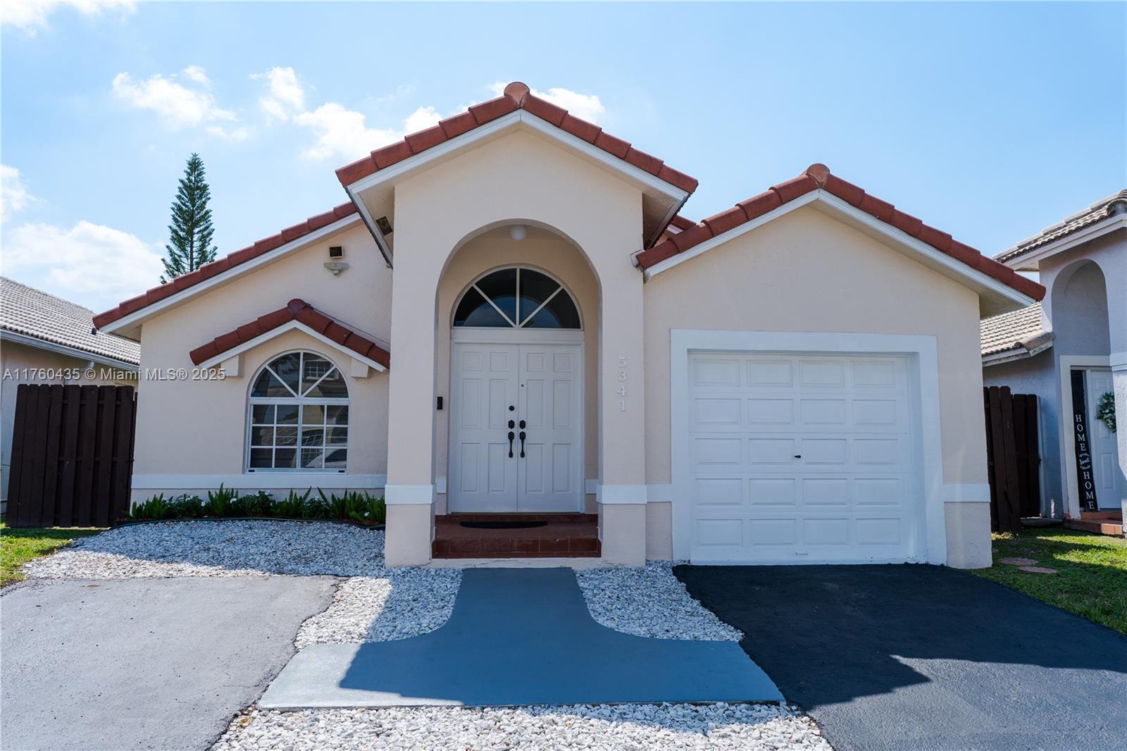 5341 Sw 154th Pl, Miami, Broward County, Florida - 4 Bedrooms  
2 Bathrooms - 