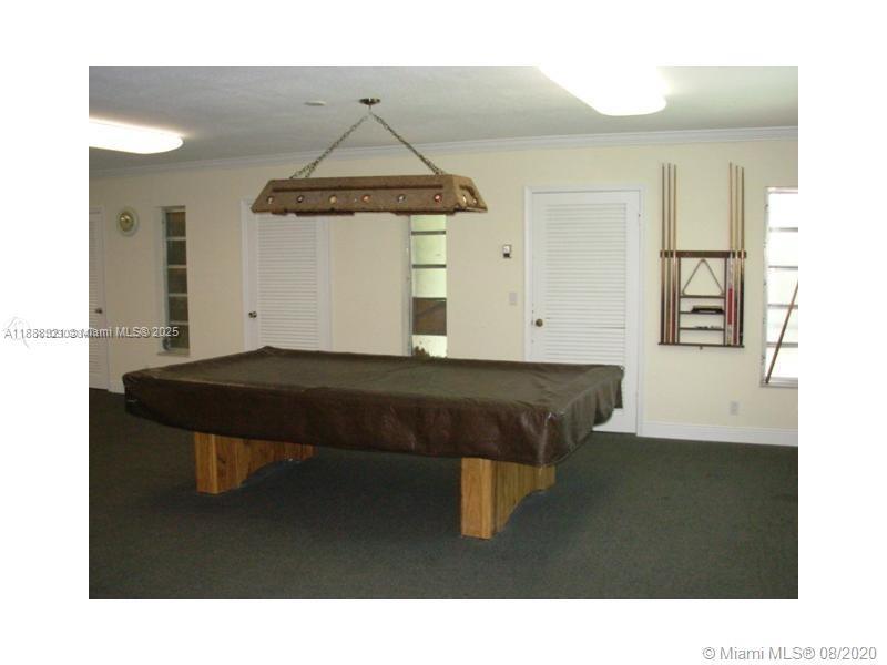 SEVENTEENTH GREEN CONDO - Residential