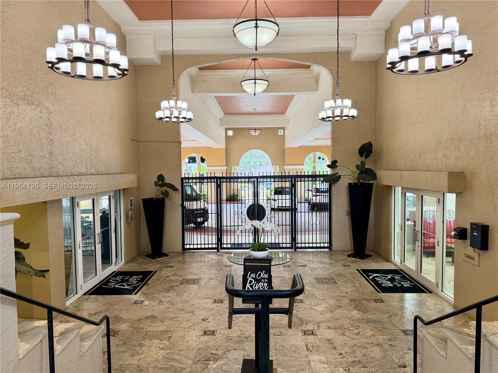 LAS OLAS BY THE RIVER CON - Residential