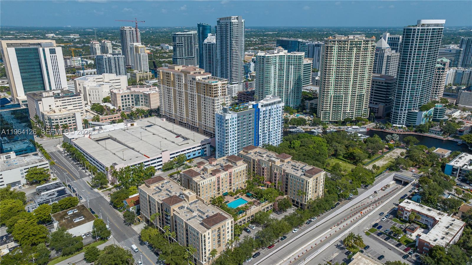LAS OLAS BY THE RIVER CON - Residential
