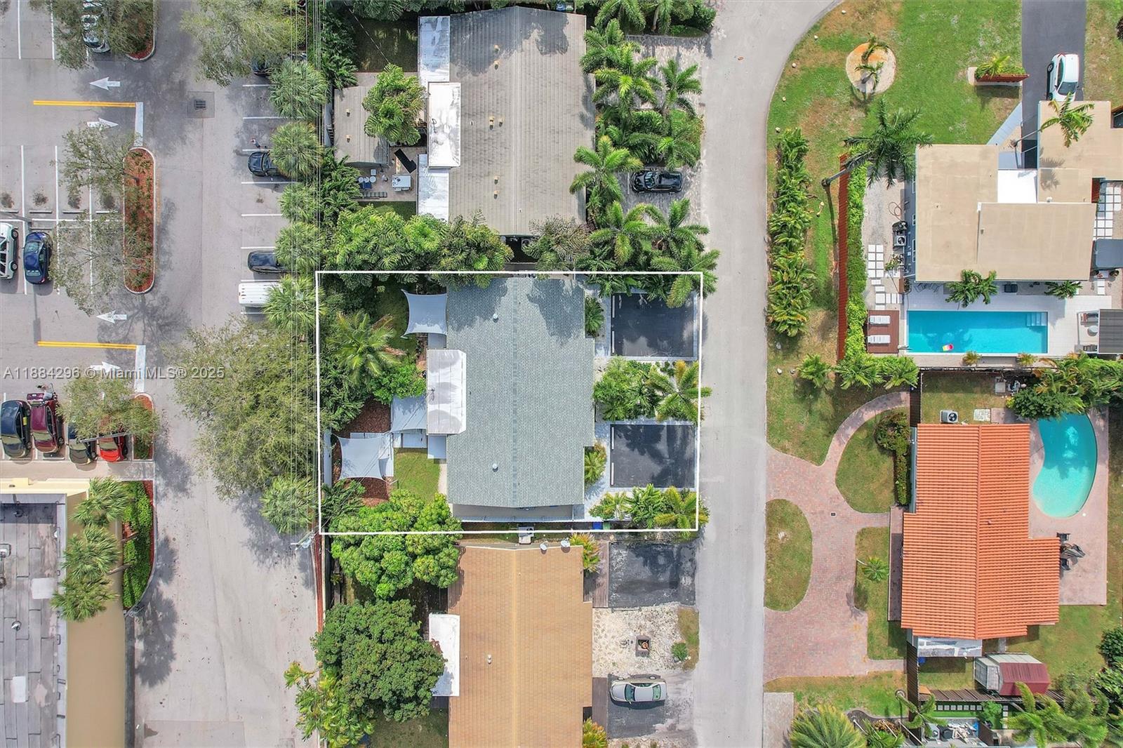 AMADALE - Residential Lease