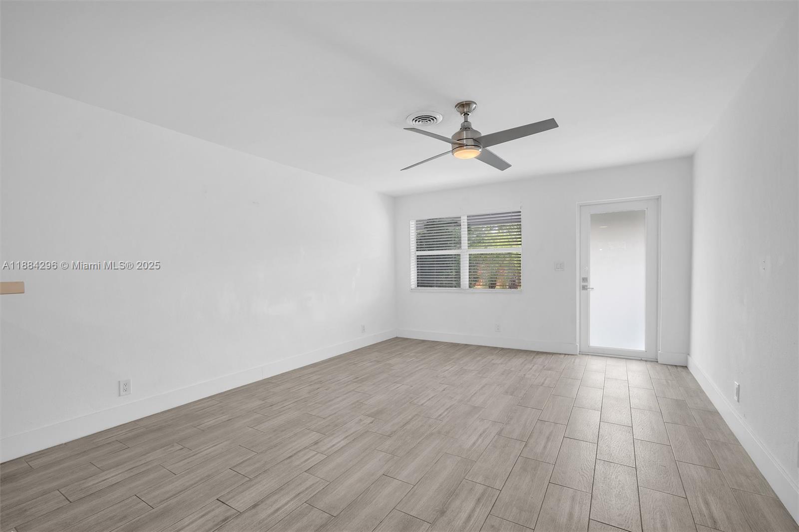 AMADALE - Residential Lease