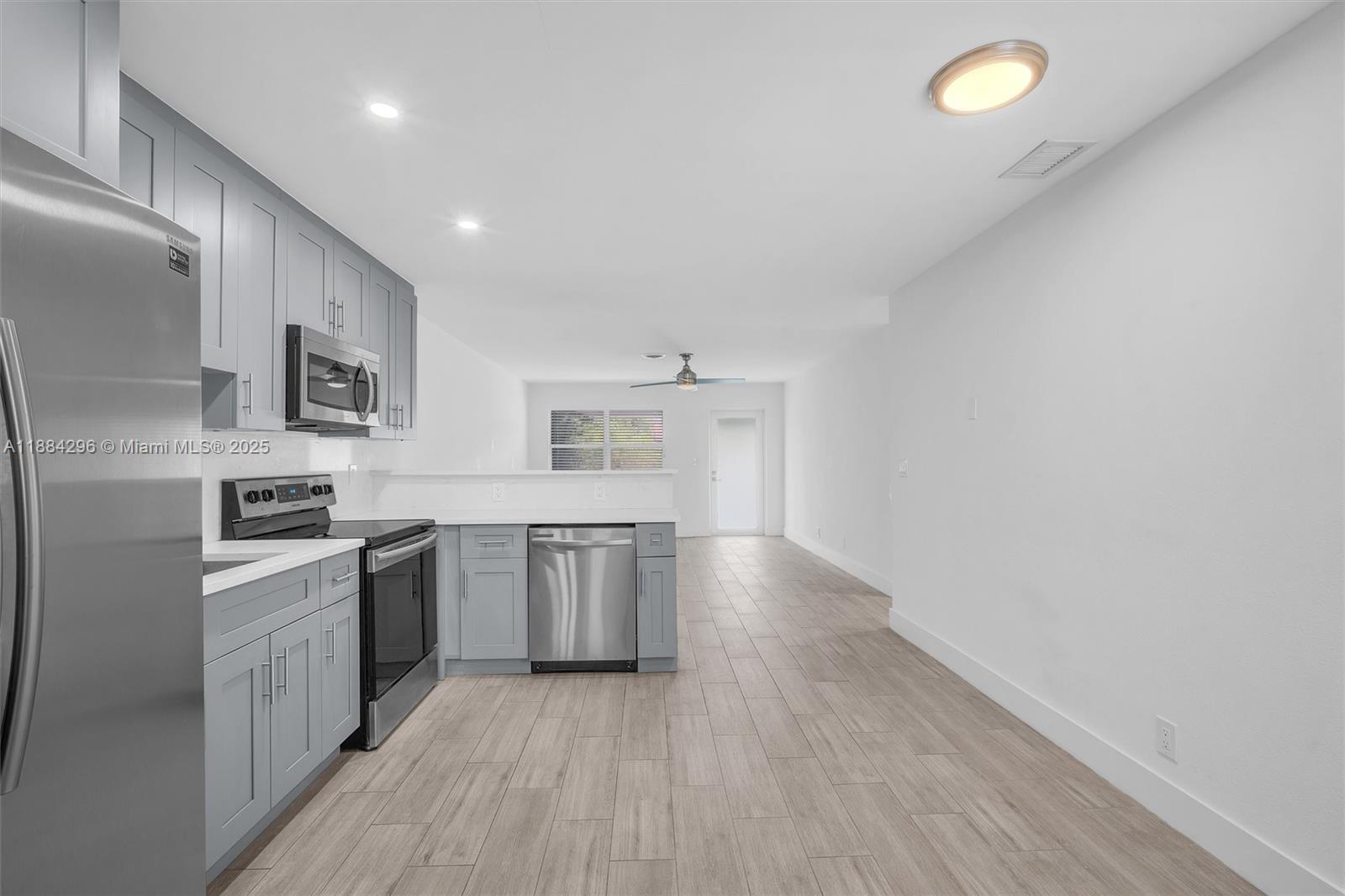 AMADALE - Residential Lease