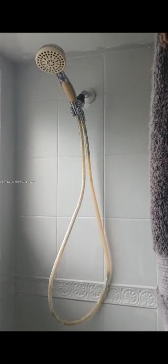 VICTORY GARDENS CONDO - Residential