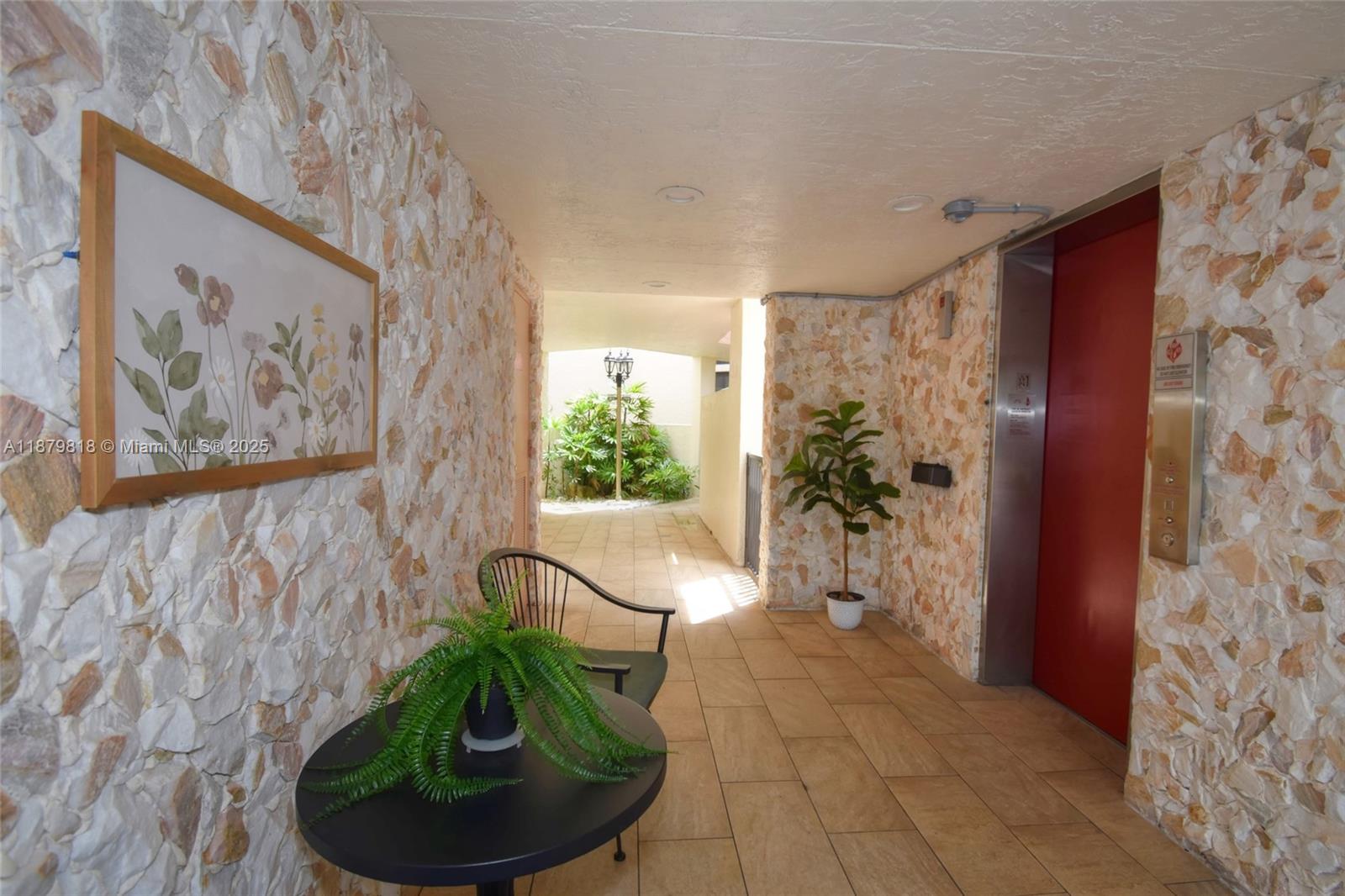 FAIRFAX CONDOMINIUM I - Residential