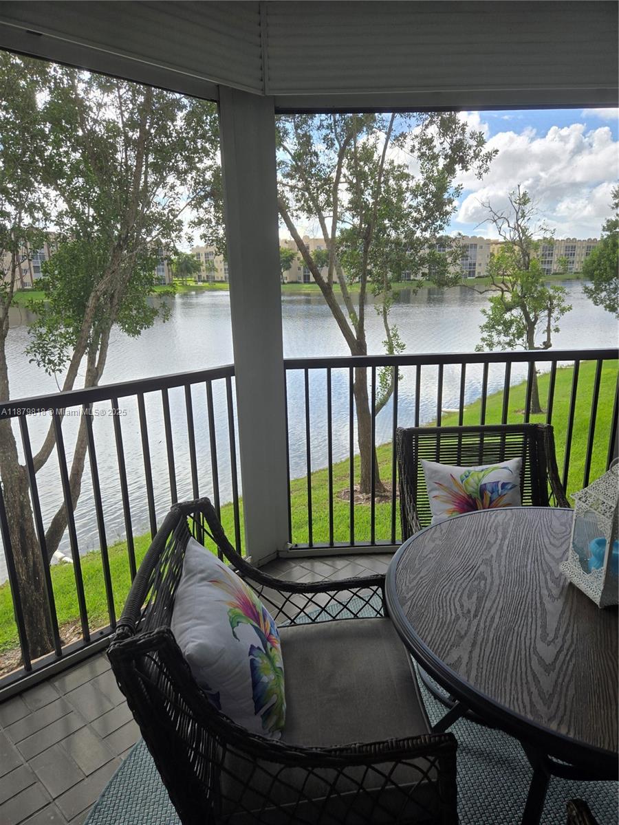 FAIRFAX CONDOMINIUM I - Residential