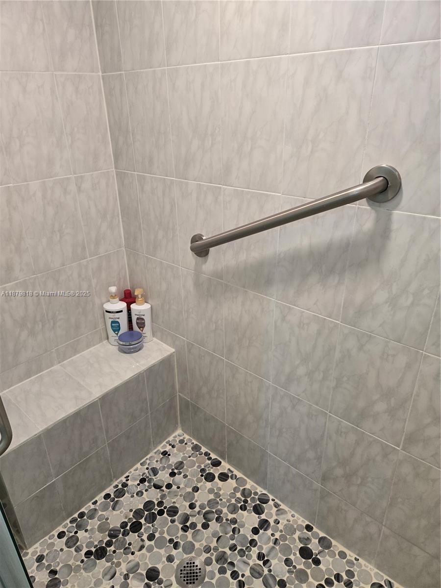 FAIRFAX CONDOMINIUM I - Residential