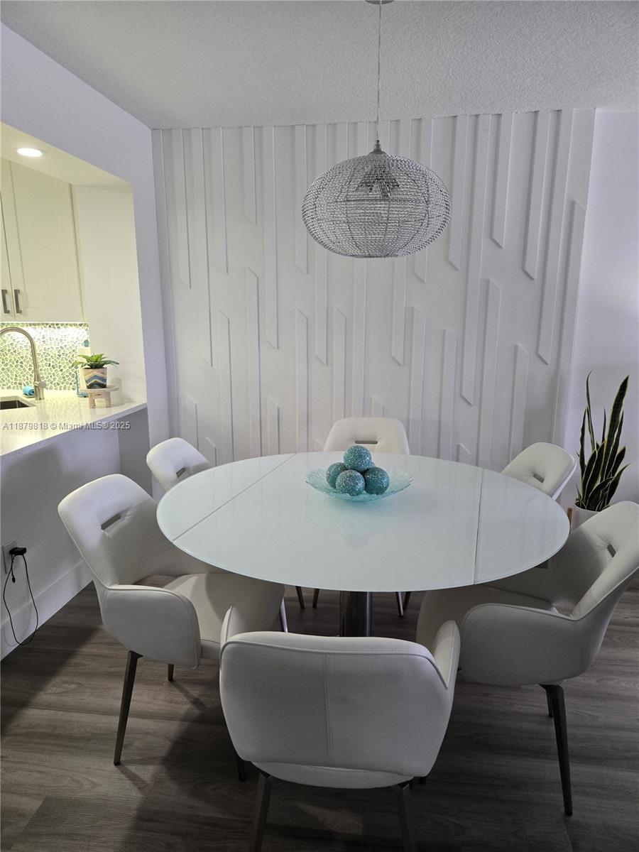 FAIRFAX CONDOMINIUM I - Residential