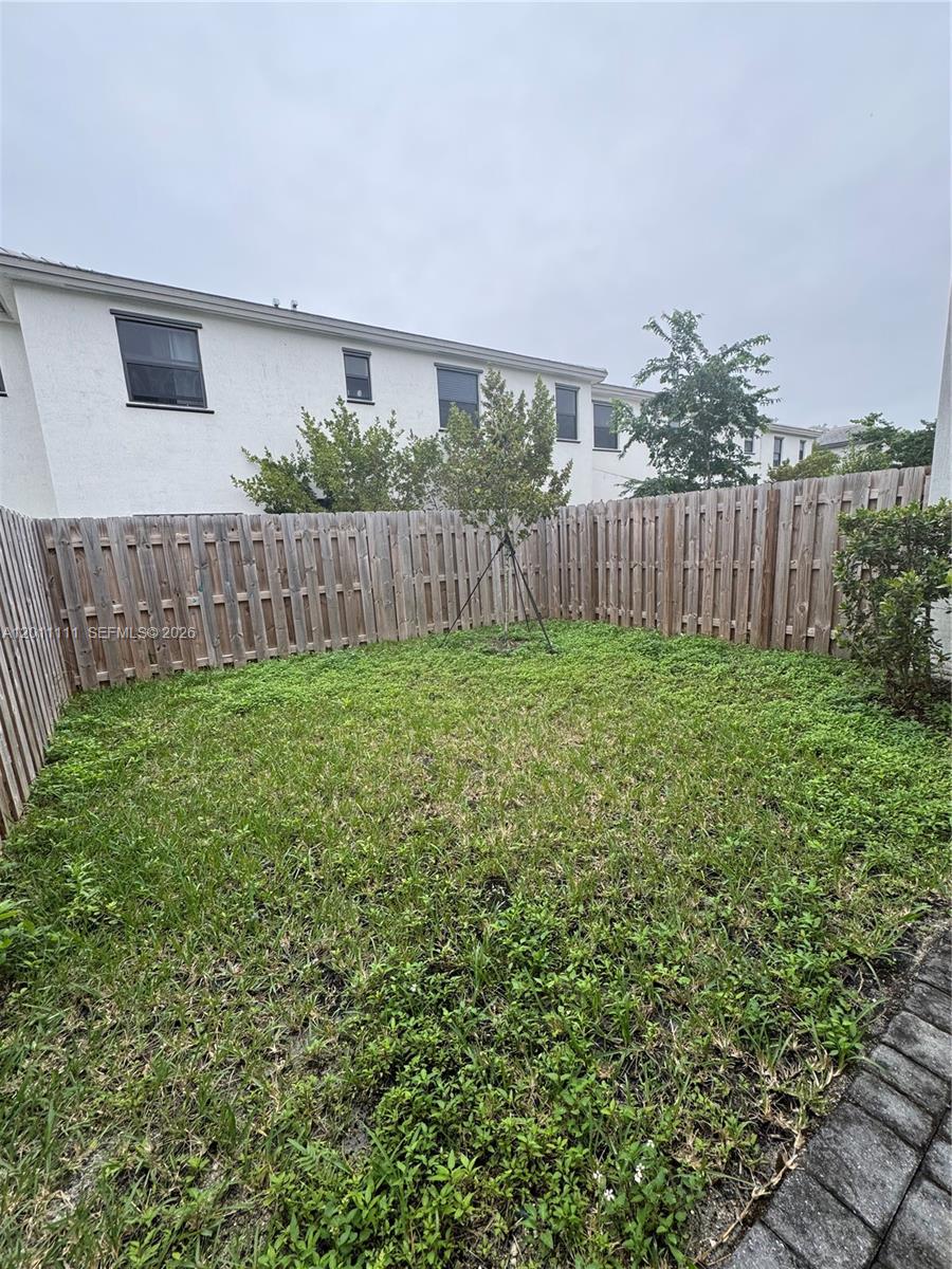 PINE ISLE - Residential