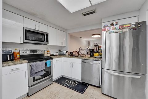 3592 NW 83rd Ln Sunrise FL 33351