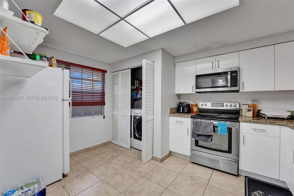 Photo of 3592 NW 83rd Ln, Sunrise, FL 33351 (MLS # A11928977)