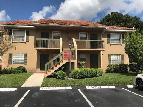 10457 NW 8th St Unit 105, Pembroke Pines, FL 33026 - MLS#: A11771613