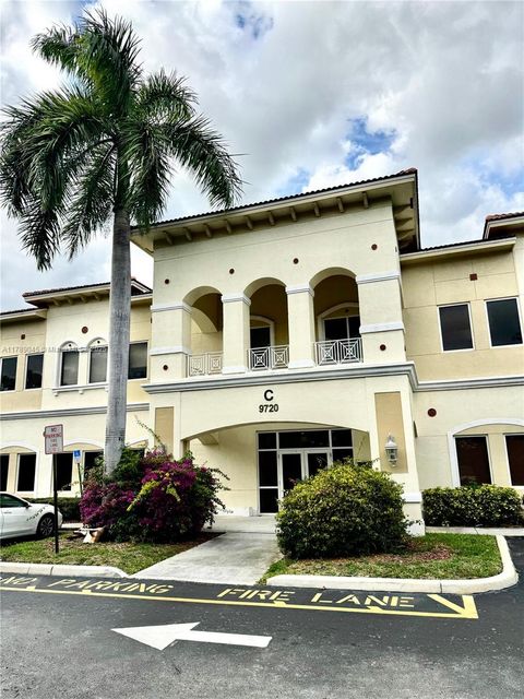 9720 Stirling Rd 108C Cooper City FL 33024