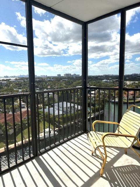 DORSET HOUSE CONDO - Residential