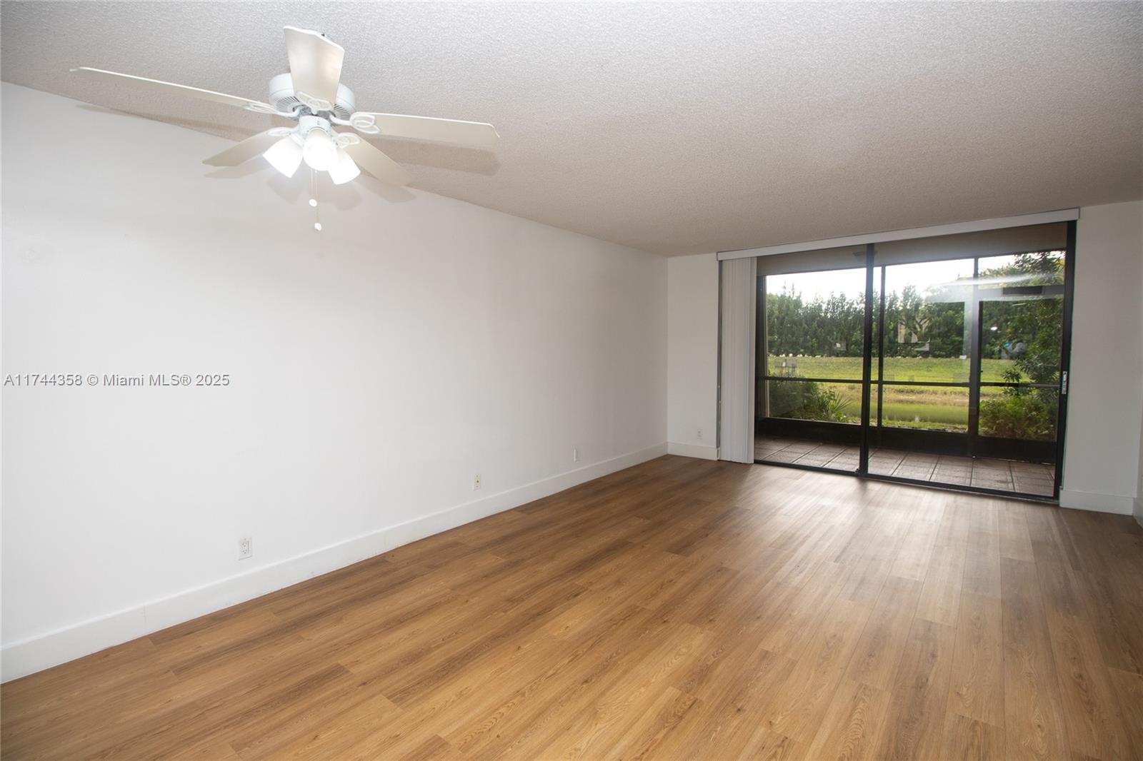 LAKES OF NEWPORT 2 CONDO - Residential