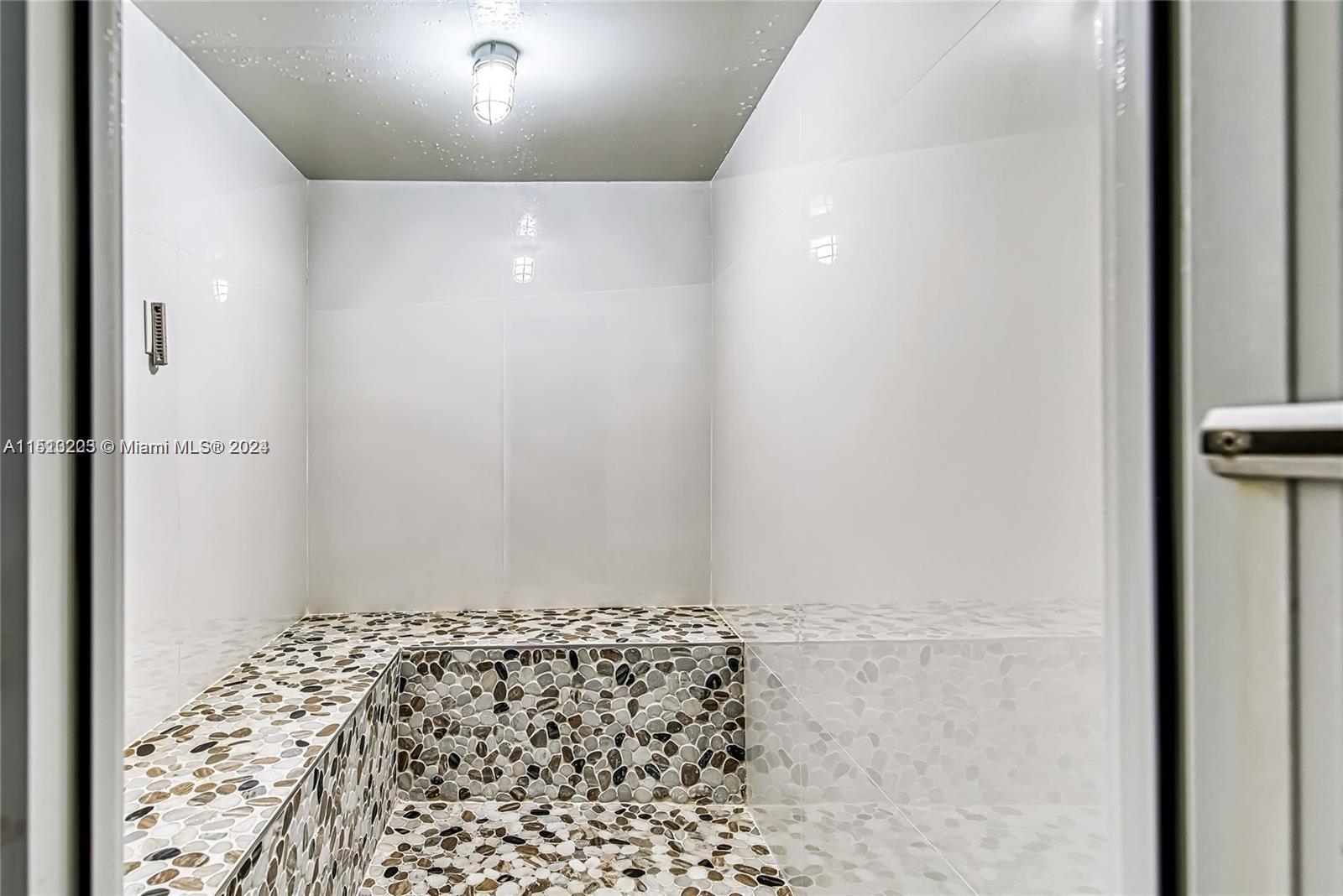 OCEAN ONE CONDO - Residential