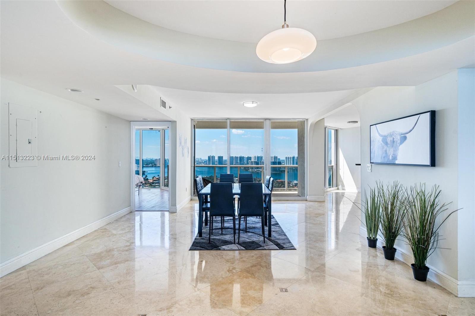 OCEAN ONE CONDO - Residential