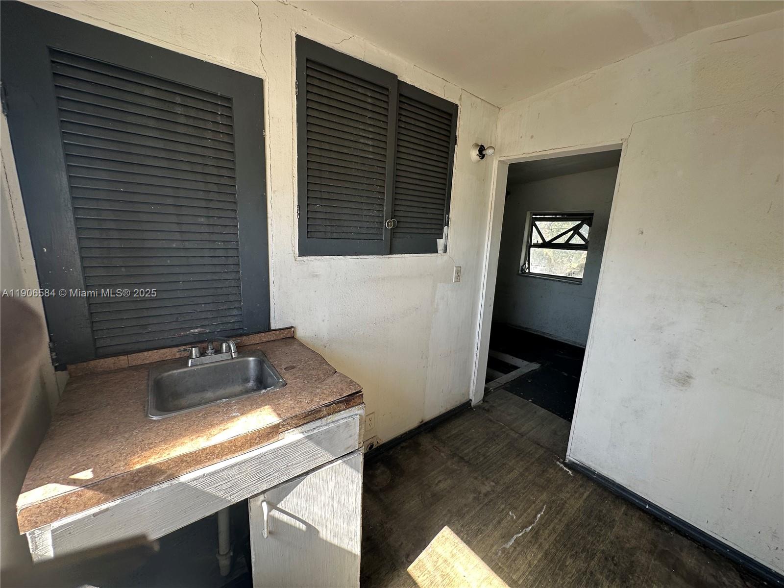 WASHINGTON PARK THIRD ADD - Residential