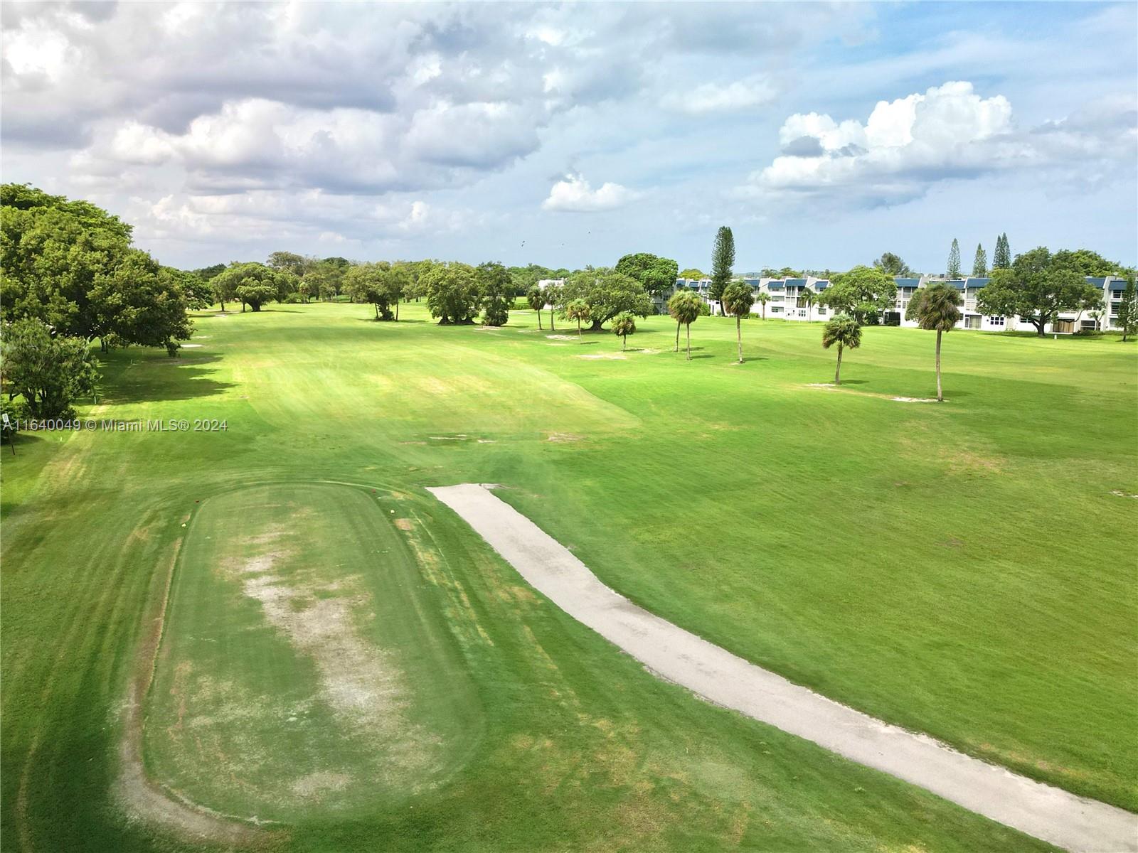 ORIOLE GOLF & TENNIS CLUB - Residential