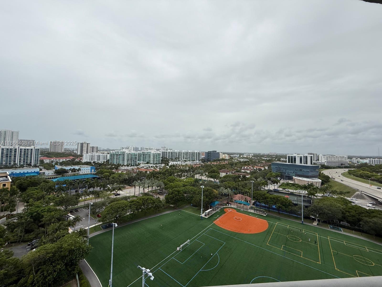 PARC CENTRAL AVENTURA SOU - Residential