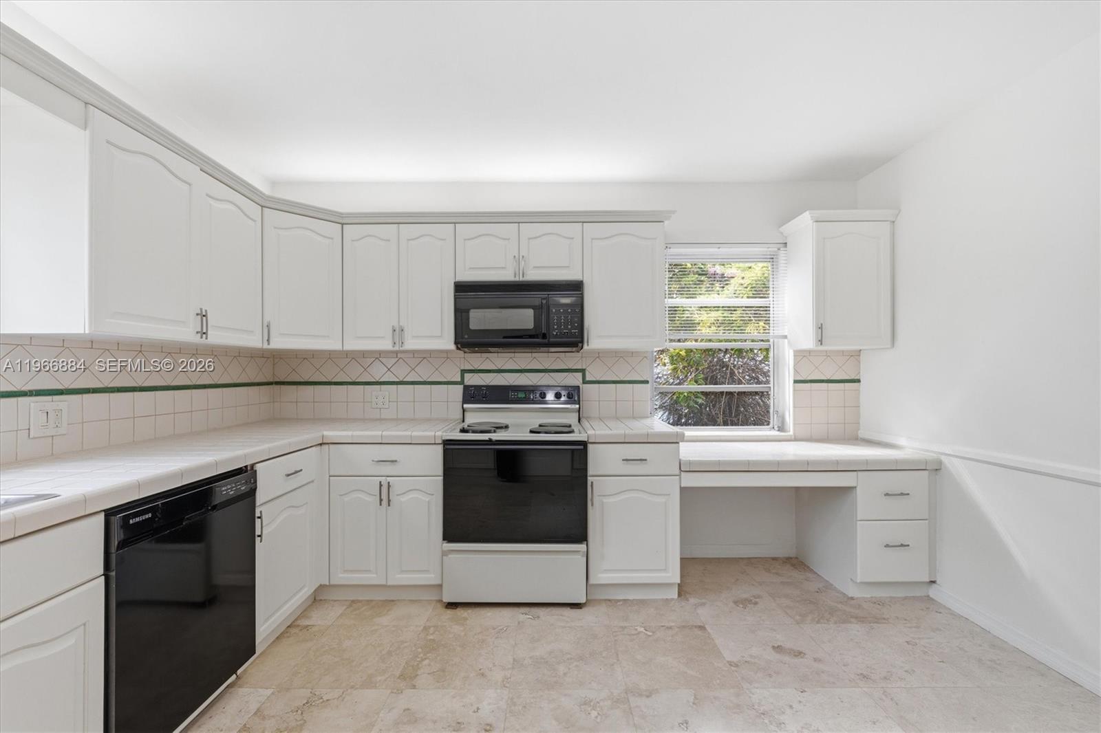 COLLEGE HEIGHTS - Residential