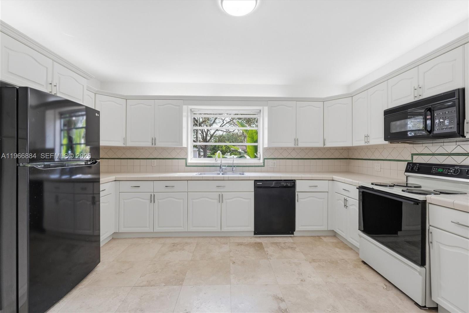 COLLEGE HEIGHTS - Residential