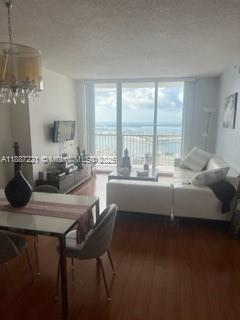 OPERA TOWER CONDO - Residential