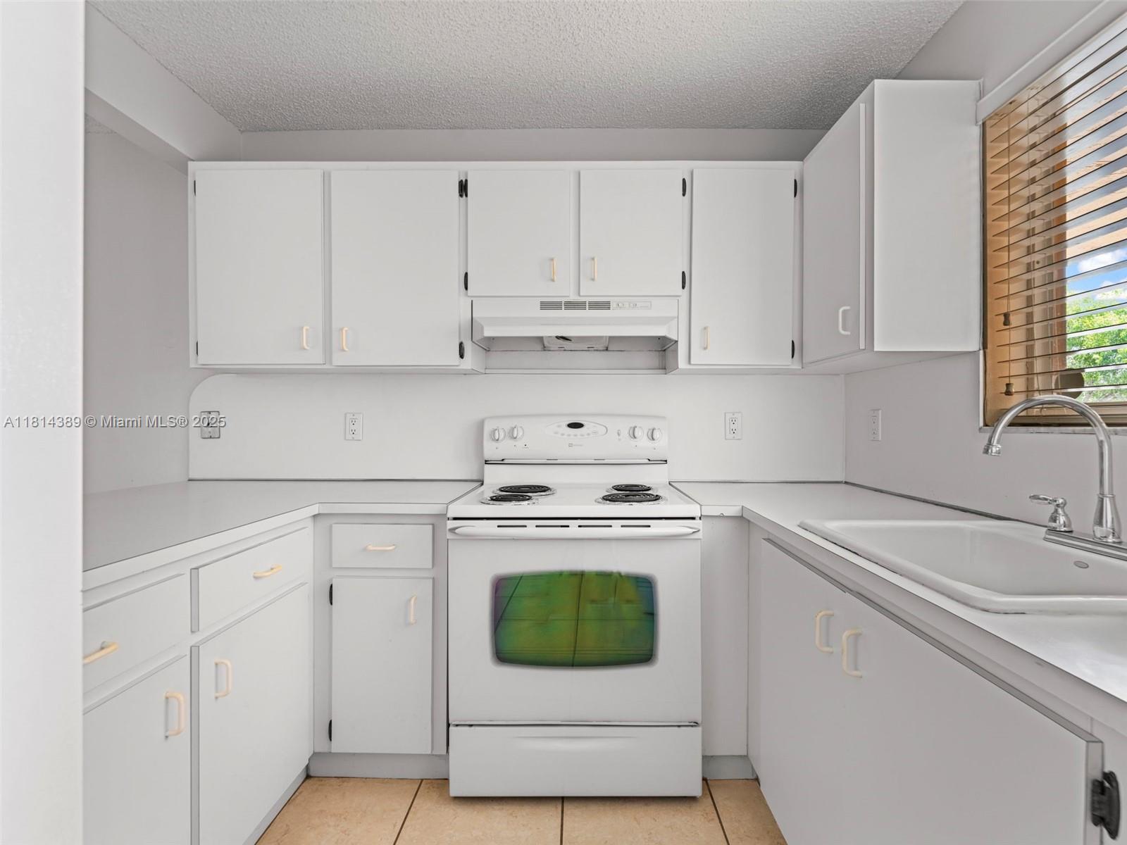EL GRECO CONDO - Residential