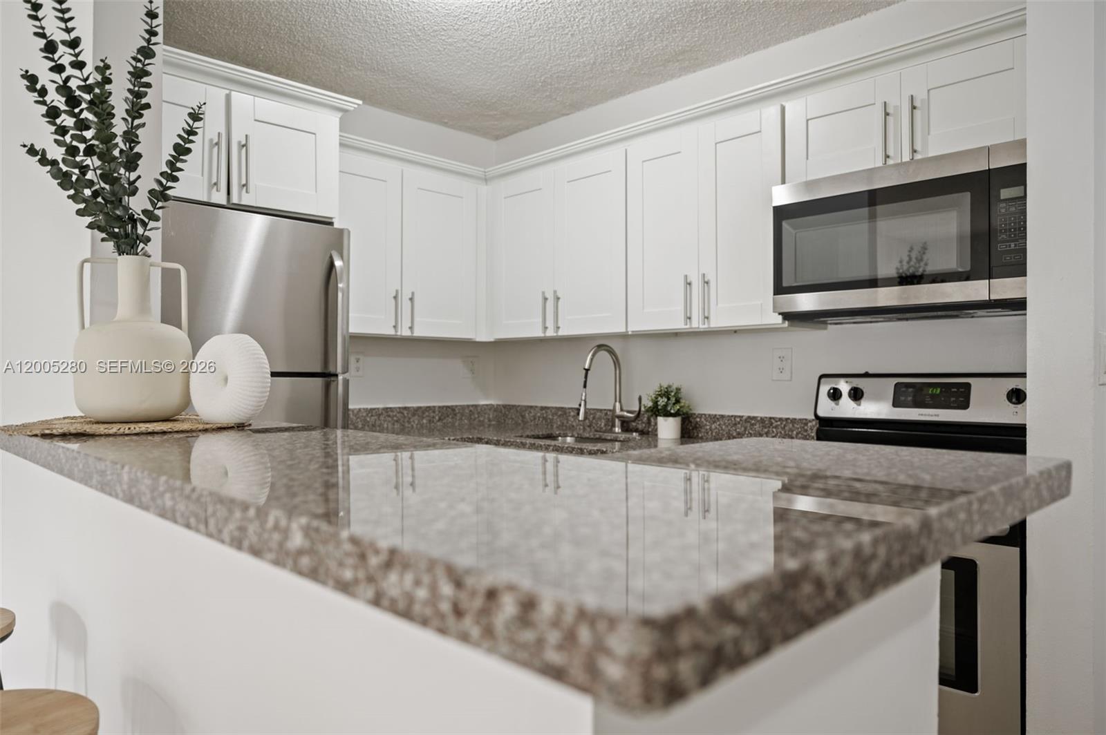 VILLA BELLINI CONDO - Residential