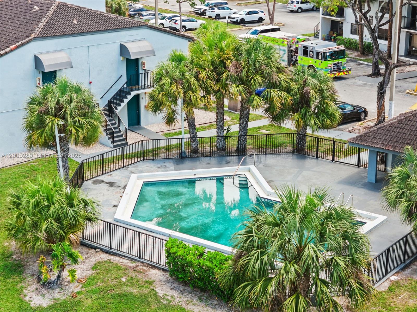 VILLA BELLINI CONDO - Residential