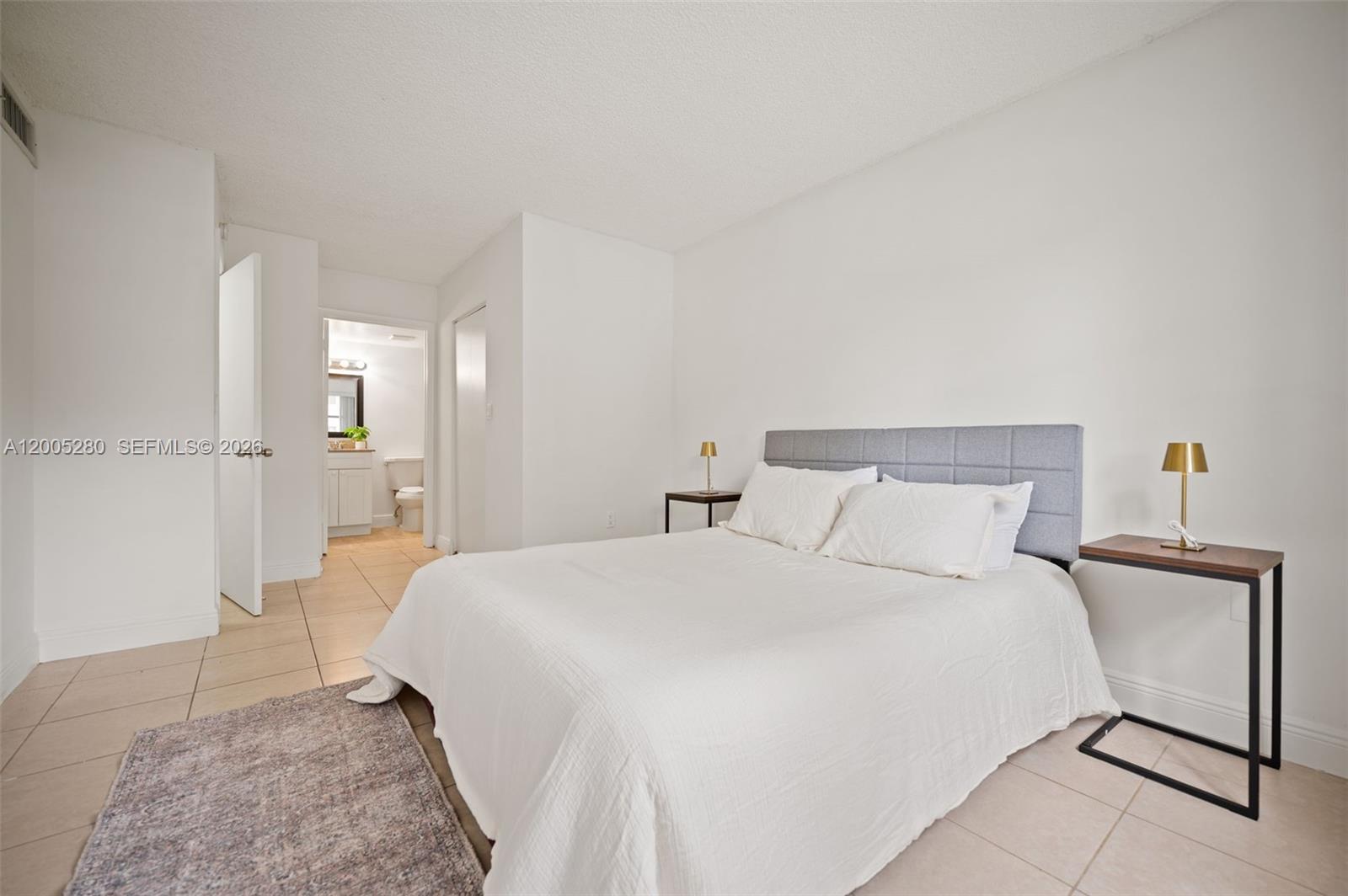 VILLA BELLINI CONDO - Residential