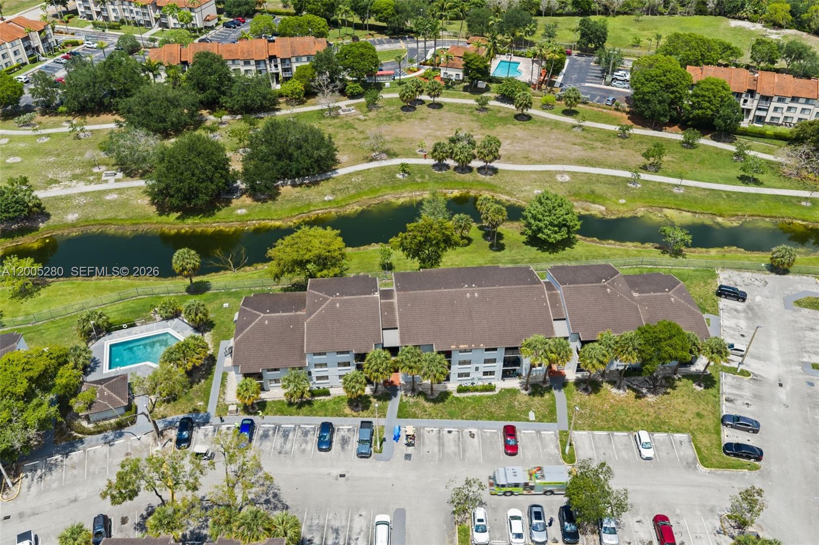 VILLA BELLINI CONDO - Residential